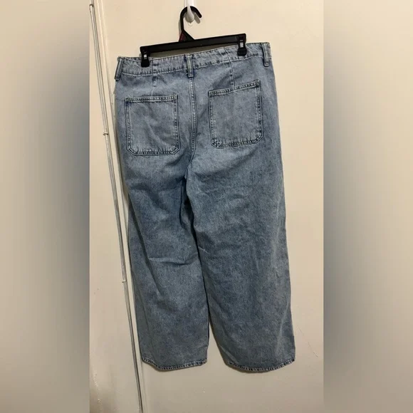 Old Navy Jeans Womens Size 12 High Rise Baggy Wide Leg Drapey Denim - Picture 3 of 7